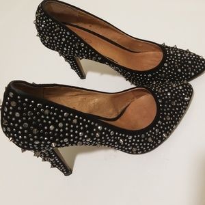 Aldo spiked black pumps